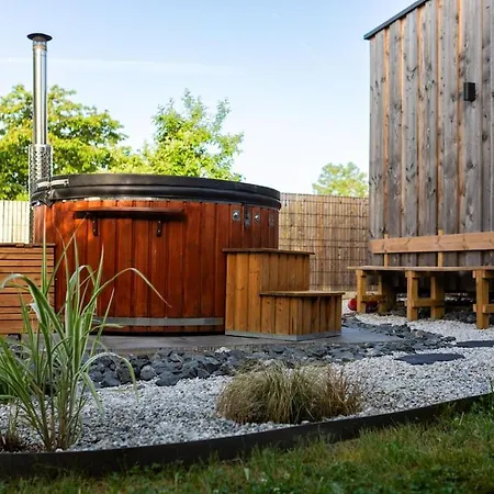 De La Bridolee, Sauna Et Bain Nordique Ferienhaus