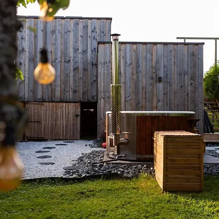 Ferienhaus De La Bridolee, Sauna Et Bain Nordique