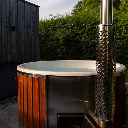 De La Bridolee, Sauna Et Bain Nordique *